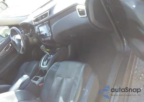 2015 Nissan Rogue Sl z USA, uszkodzony, nr VIN 5N1AT2MV7FC876130